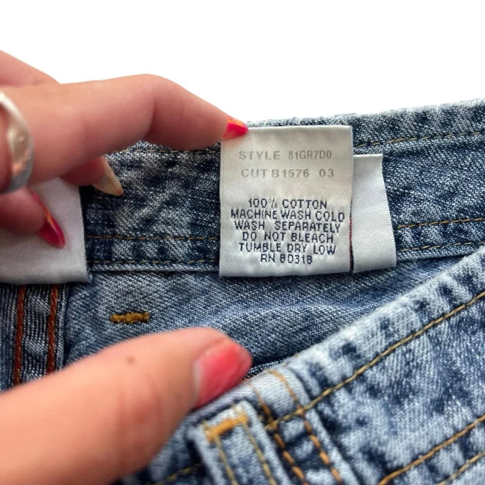 Lucky Brand Women’s 8, W29 Light Wash Denim Vintage Dungarees Wonder Jean Shorts